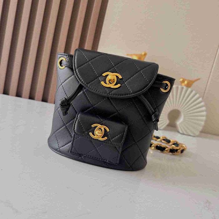 Chanel ヴィンテージ リュック ラムレザー ブラック A2211 サイズ:17x15cm