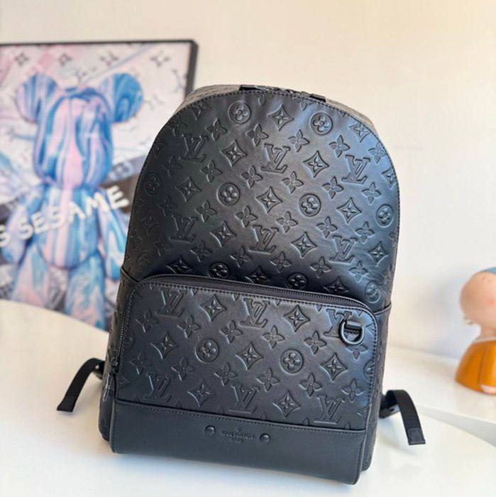 Louis Vuitton レーサー リュック オールレザー ブラック M46109 サイズ:41x33x18cm