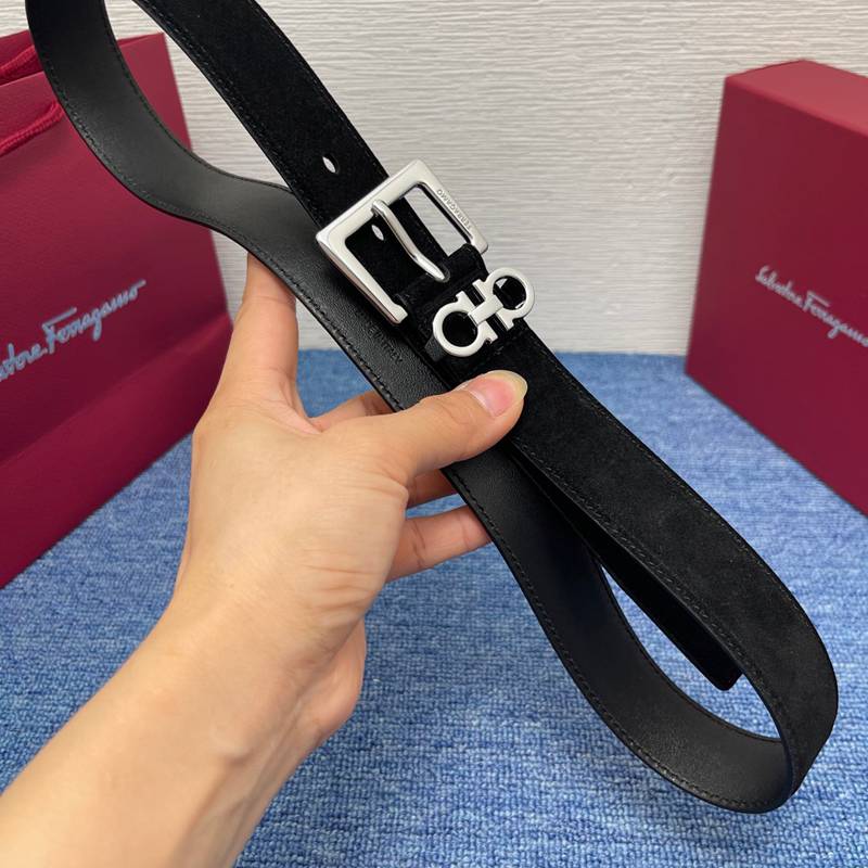 フェラガモ レディース ベルト ピンバックル 3.0cm