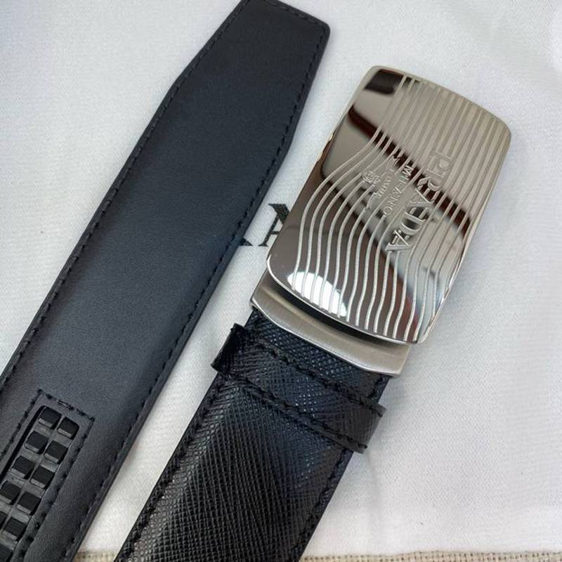 プラダ メンズ ベルト 自動バックル 35mm