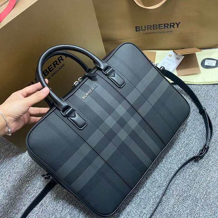 BURBERRY 7721 チェックブリーフケース サイズ:38x28cm
