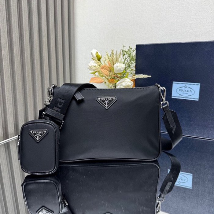 PRADA 2VH113 3in1メンズバッグ サイズ:24x18.5cm