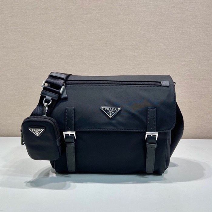 PRADA 1BD953B メッセンジャー エコラベル サイズ:27x20.5x12cm