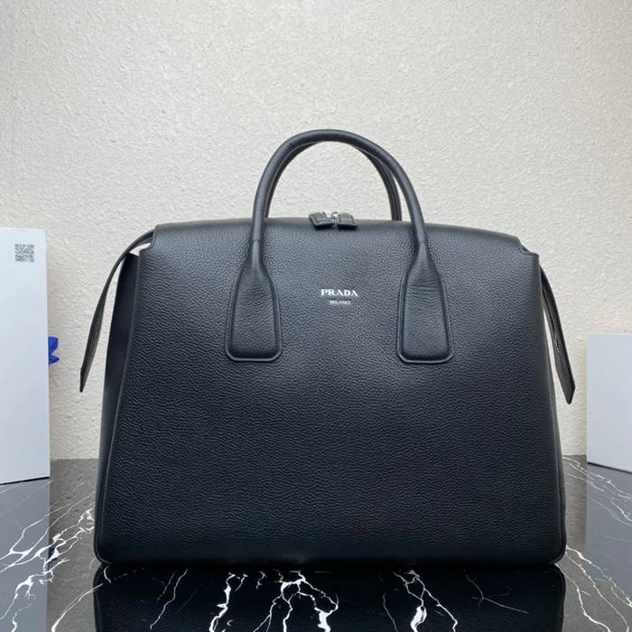PRADA 2VC035 レザートラベルバッグ サイズ:50x33x19cm