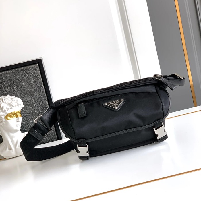 PRADA 2VH171 フラップショルダー ミニメッセンジャー サイズ:20x13cm