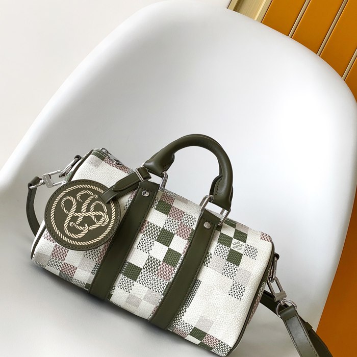 LOUIS VUITTON M00105 キープオール25 サイズ:25x15x11cm
