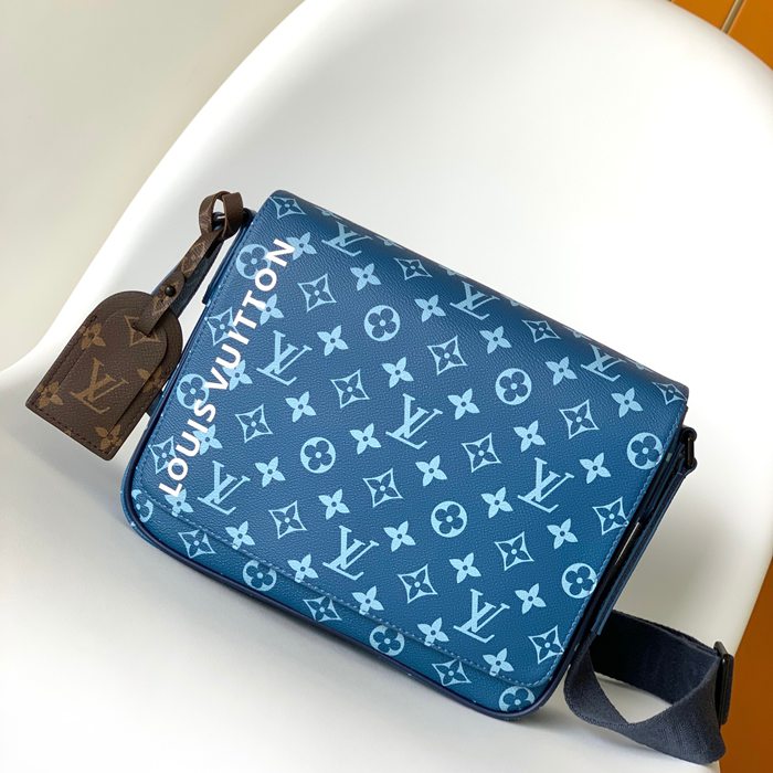 LOUIS VUITTON M23785 ディストリクト メッセンジャー サイズ:26x20cm