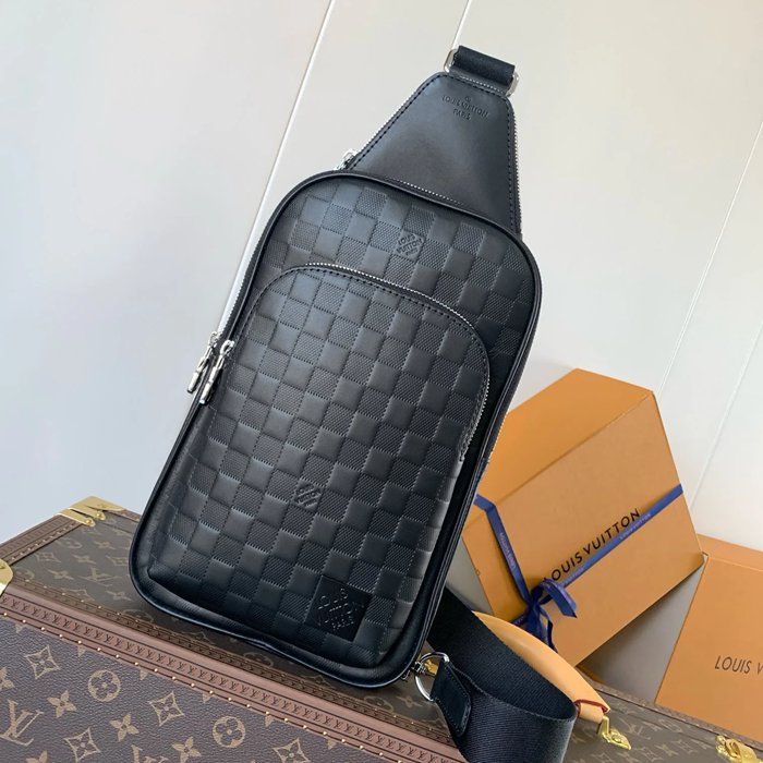 LOUIS VUITTON N45303 小ショルダー アベニュー サイズ:31x20cm