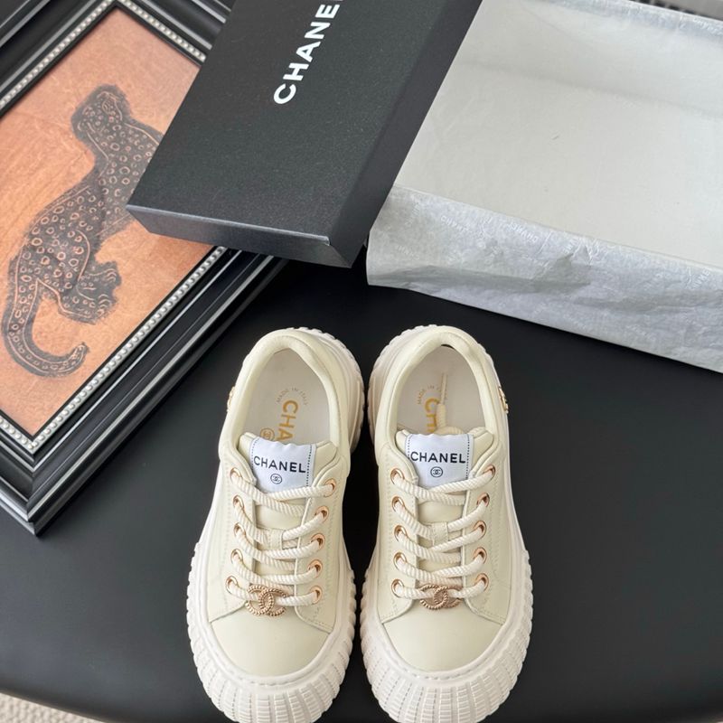 【CHANEL】25Cスニーカーレディース