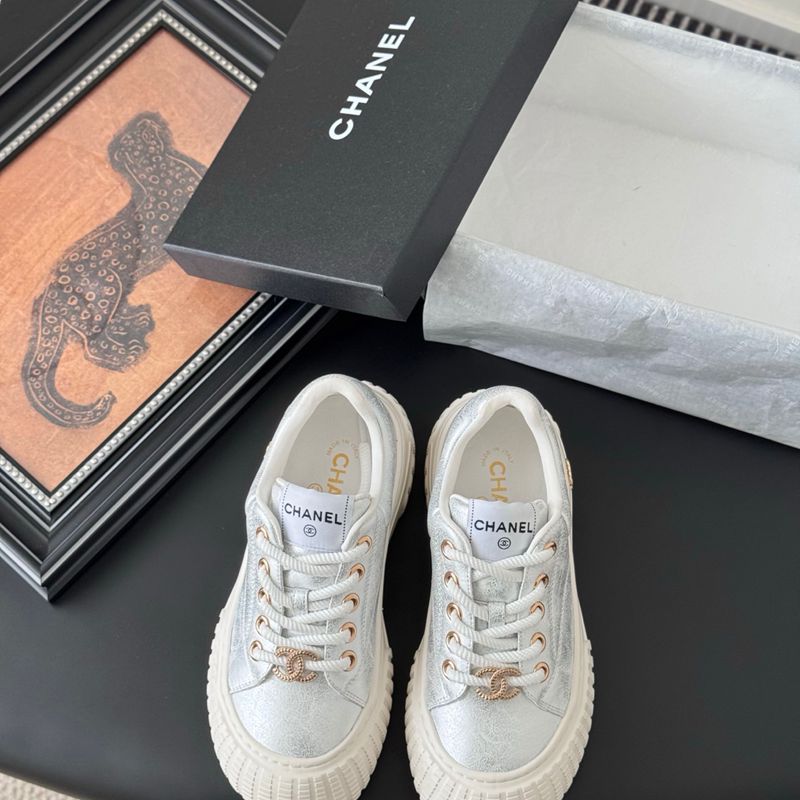 【CHANEL】25Cスニーカーレディース