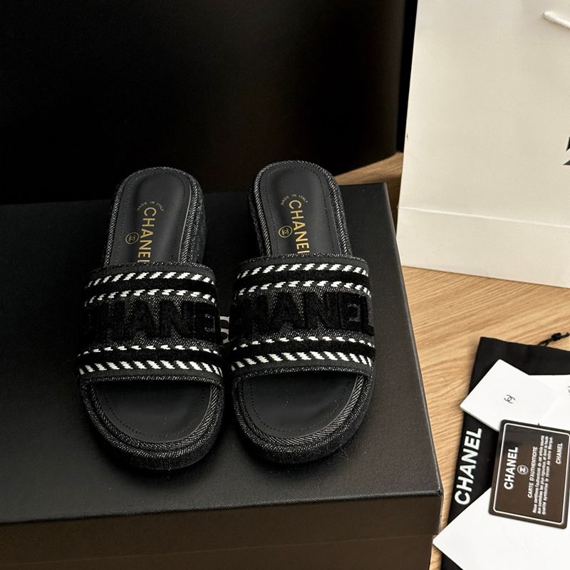 【CHANEL】スリッポンレディース