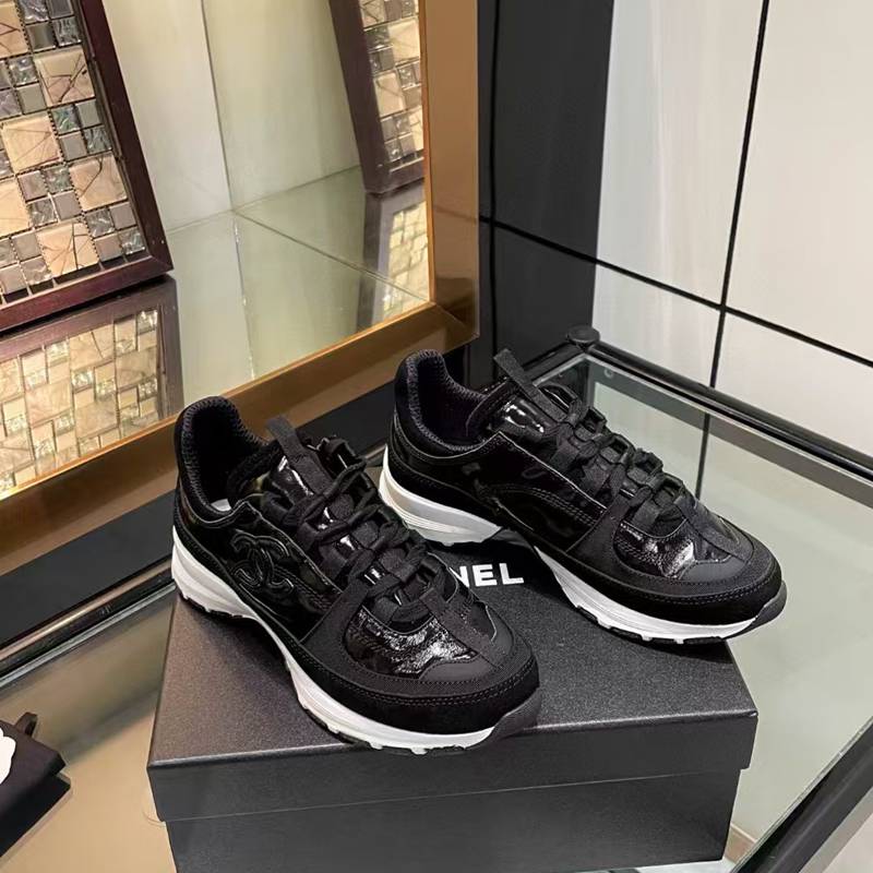 【CHANEL】25SSスニーカーレディース