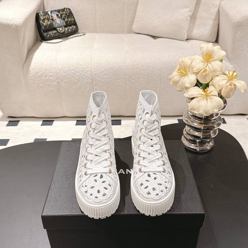 【CHANEL】25Pブーツレディース