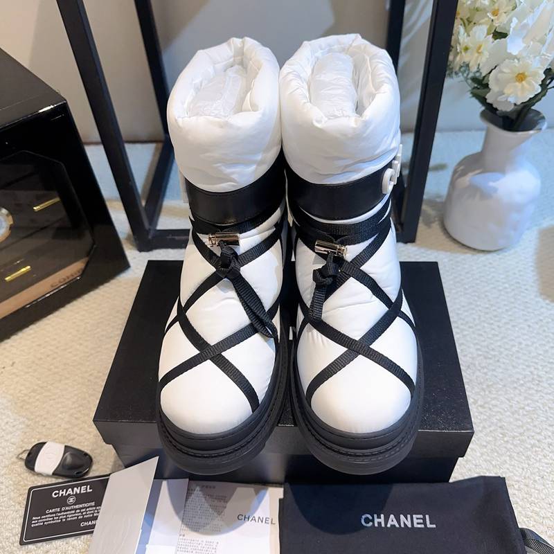 【CHANEL】2026スノーブーツレディース