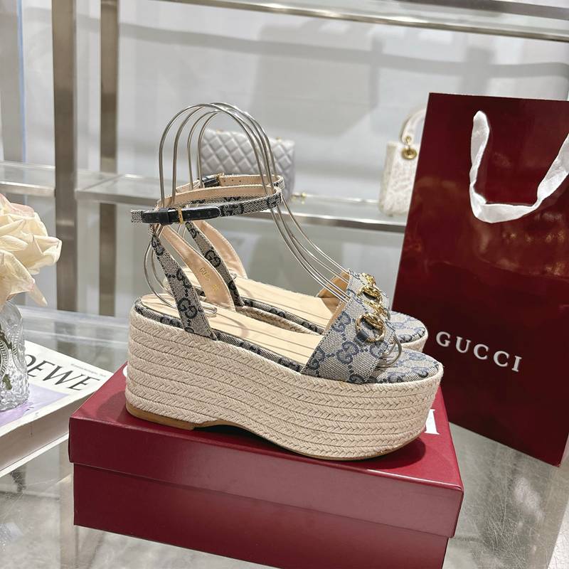 【GUCCI】2026春夏サンダルレディース