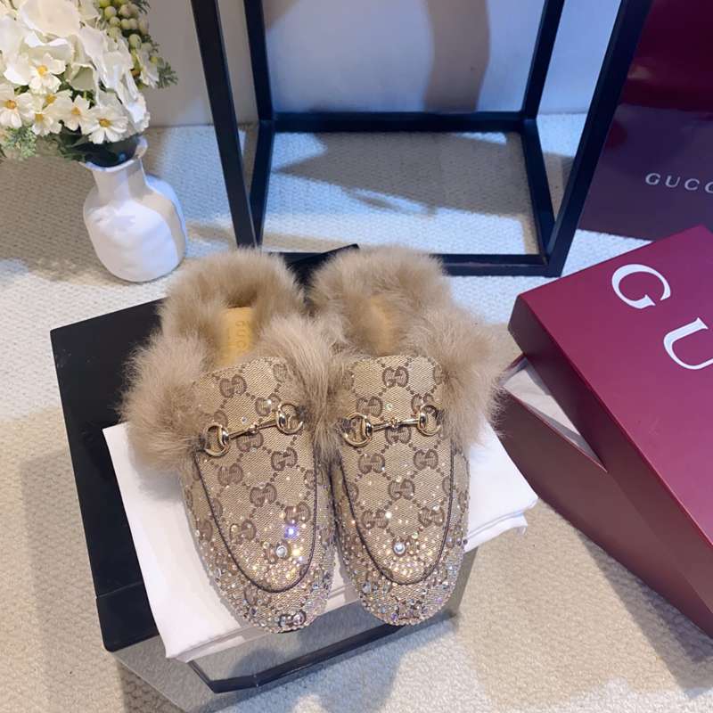 【GUCCI】ファースリッポンレディース