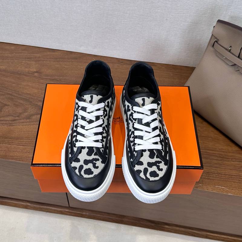 【HERMES】SS24新作スリッポンレザースリッポンメンズレディース