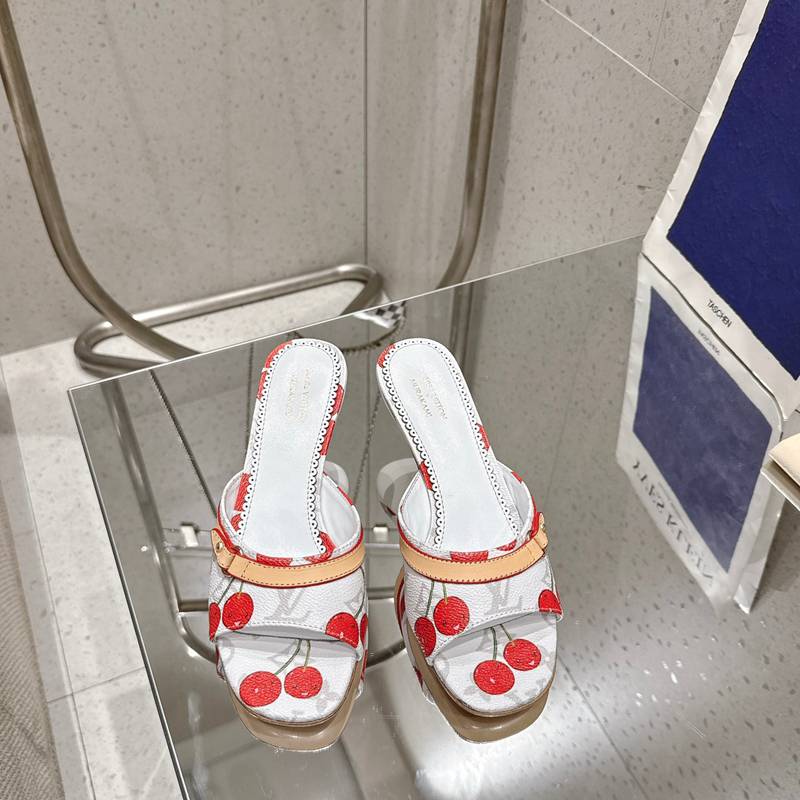 【LOUISVUITTON】SS25村上隆コラボスリッポンキャンバスサンダルレディース