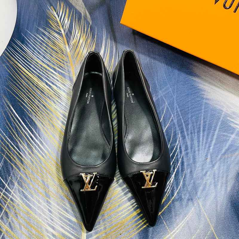 【LOUISVUITTON】唐三彩スニーカーレザースニーカーカジュアルシューズレディース