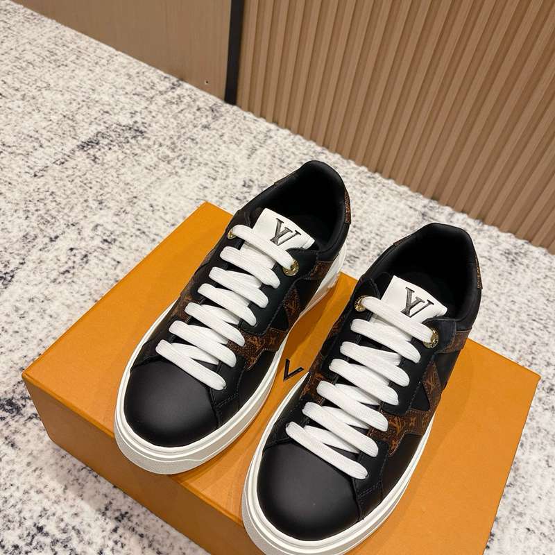 【LOUISVUITTON】スニーカーレザースニーカーランニングシューズメンズレディース