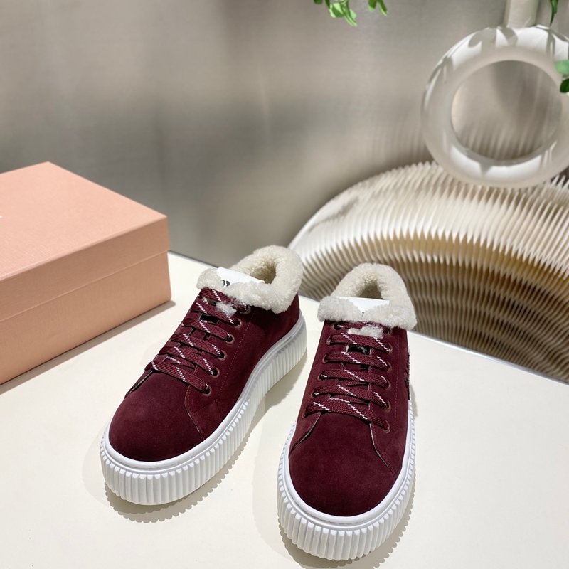 【MIUMIU】ビスケットシューズ厚底スニーカーウールスニーカーレディース