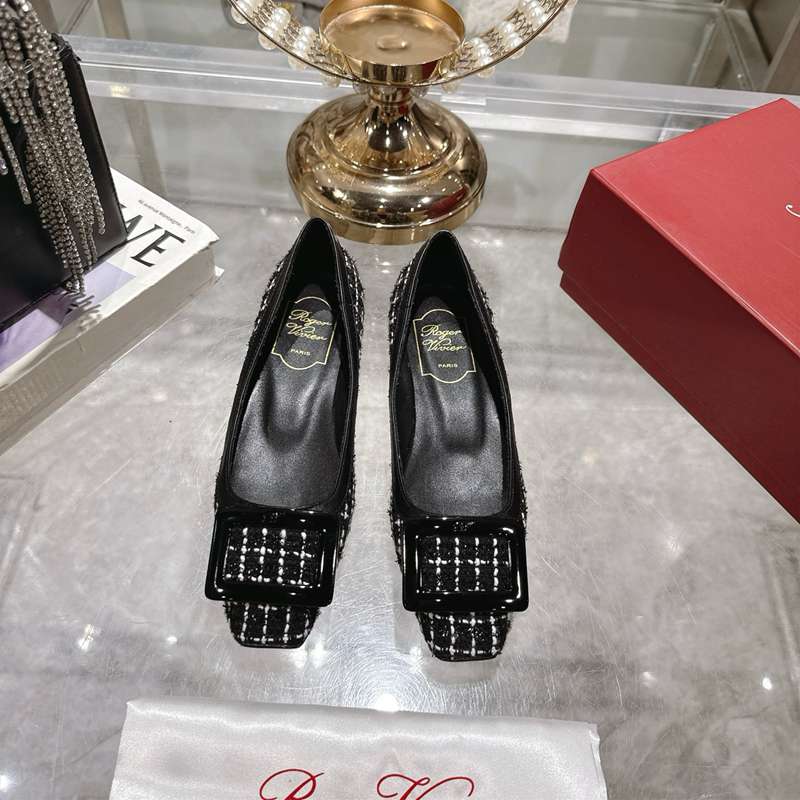 【ROGERVIVIER】トロンペットヒールパンプスレディース