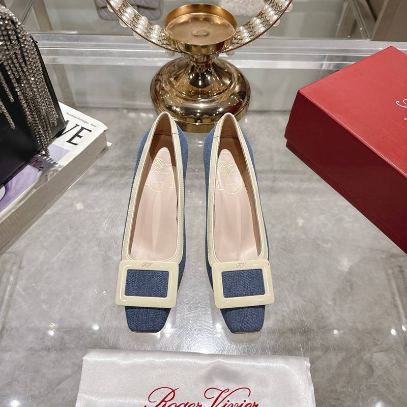 【ROGERVIVIER】トロンペットヒールパンプスレディース