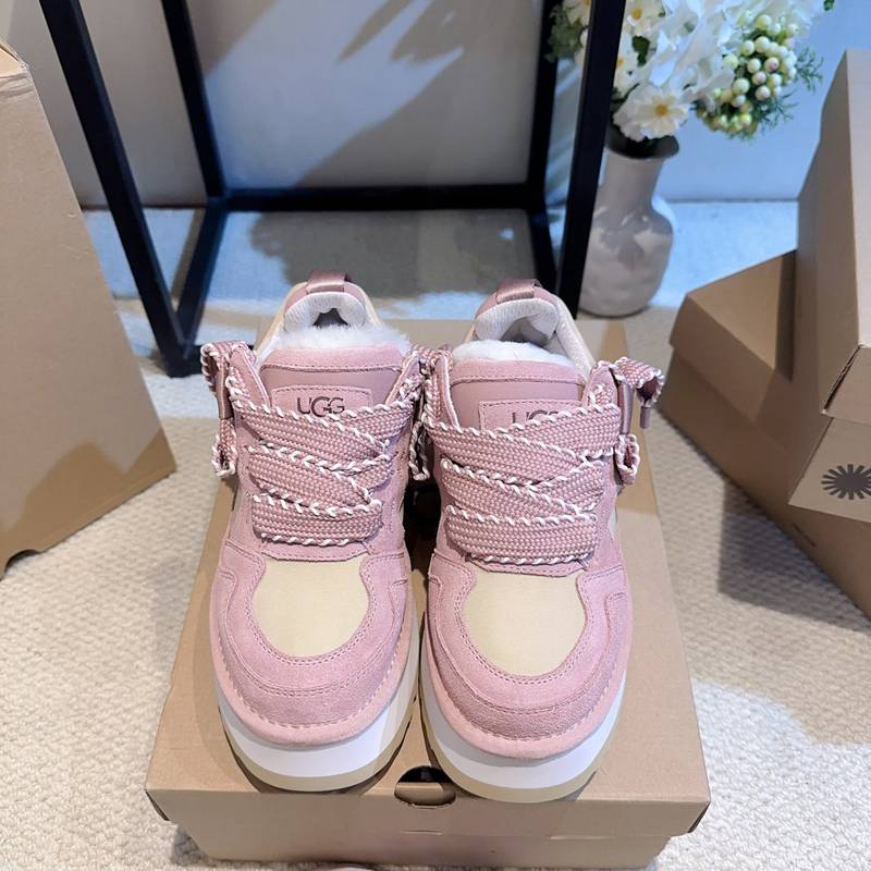 【UGG】厚底ブーツウールブーツレディース