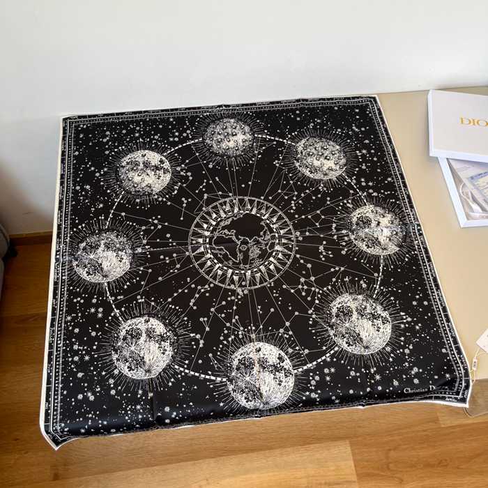 ディオール 星座プリントスカーフ 90x90cm