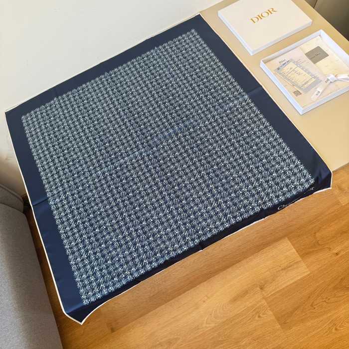 ディオール 新作90cmシルクスカーフ 90x90cm
