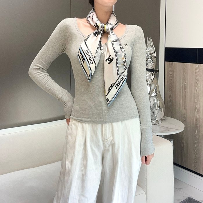 シャネル シルクスカーフ 88x88cm