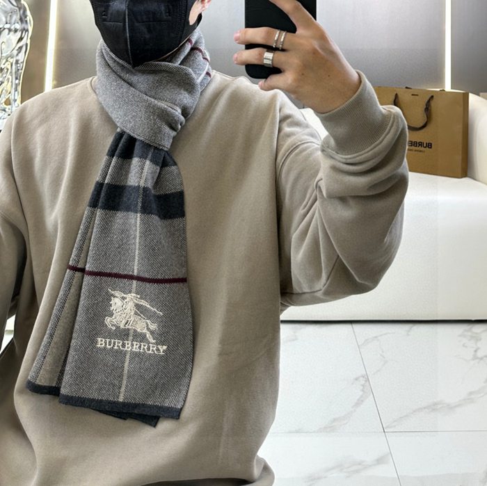 バーバリー メンズハイエンドスカーフ 180x32