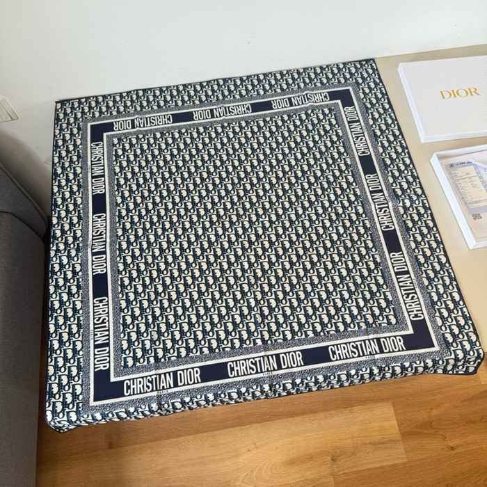 ディオール クラシックプリントスカーフ 90x90cm
