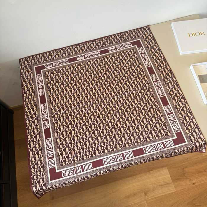 ディオール クラシックプリントスカーフ 90x90cm