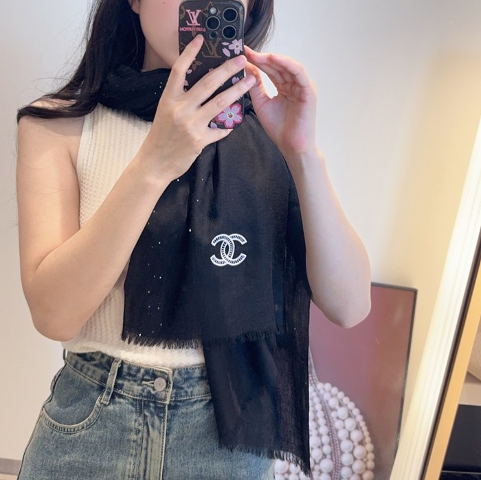 シャネル 2025年 スパンコール入りプレミアムオリジナル 90x205cm