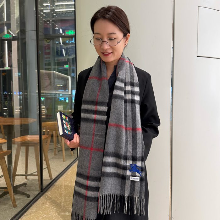 バーバリー クラシックチェックカシミヤスカーフ 30x180cm