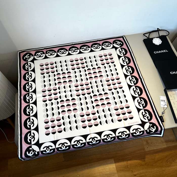 シャネル オリジナル90cmシルクスカーフ 90X90cm