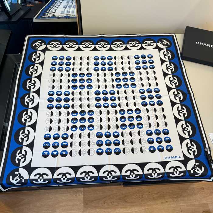 シャネル オリジナル90cmシルクスカーフ 90X90cm