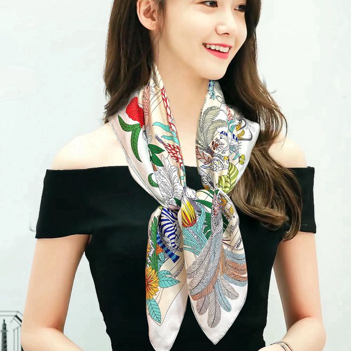 エルメス プレミアムスカーフ 90x90