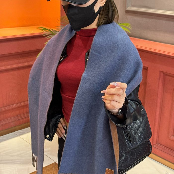 ロエベ カップル向けスカーフ 30x164