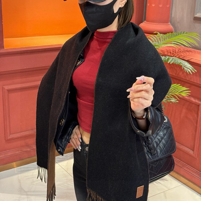 ロエベ カップル向けスカーフ 30x164