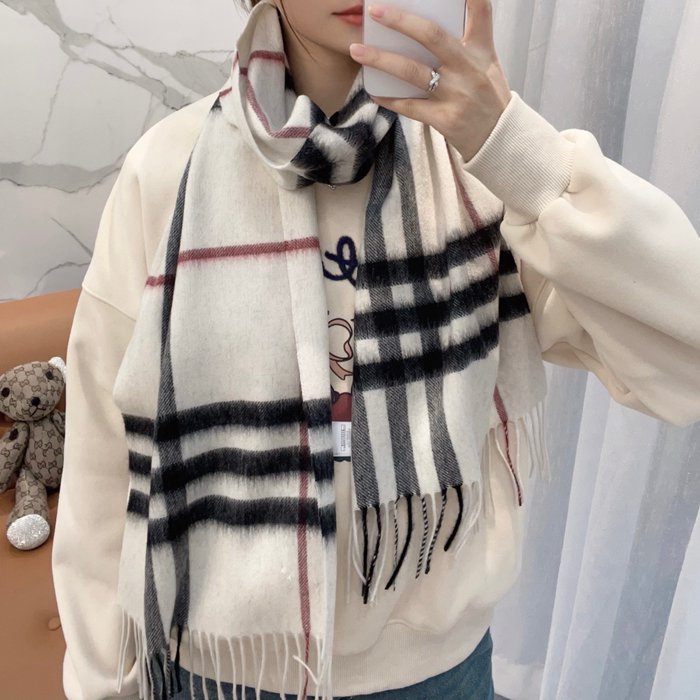 バーバリー クラシックカシミヤチェックスカーフ 30x168cm