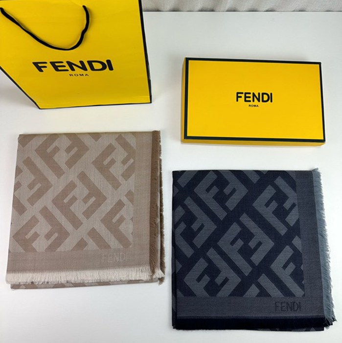 フェンディ FFロゴスカーフ 140 X 140cm