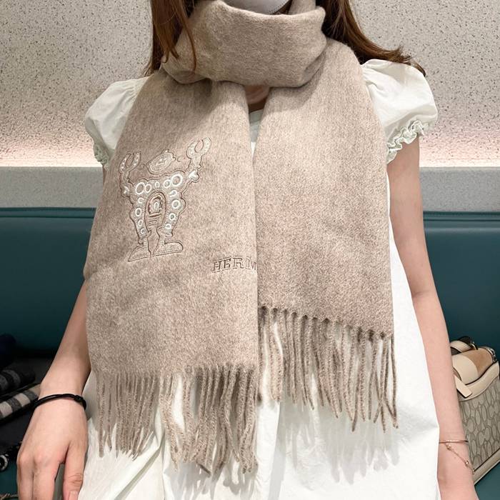 エルメス 新作2025 男女兼用スカーフ。カシミヤ 32x160