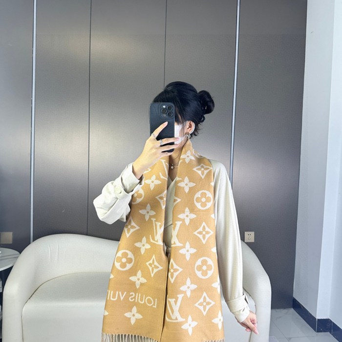 ルイ ヴィトン 新作 Simply LV スカーフ 34x180cm