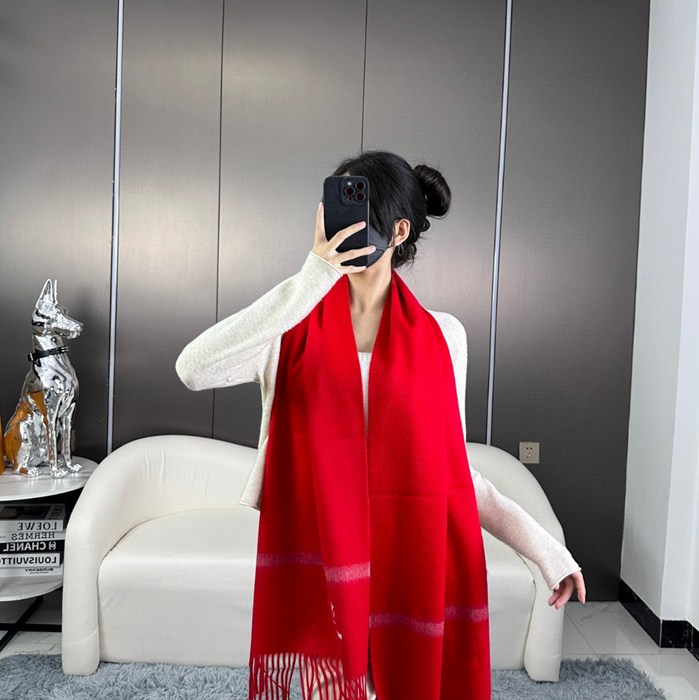 ルイ ヴィトン 新年レッド。男女兼用スカーフ 35x180cm