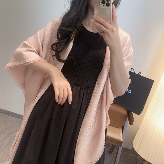 フェンディ 25新作 FF金銀糸提花ストール 140x140cm