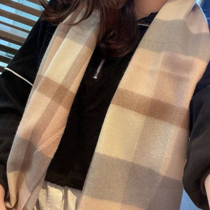 ロエベ プレミアムカシミヤ水波模様スカーフ 30x180cm