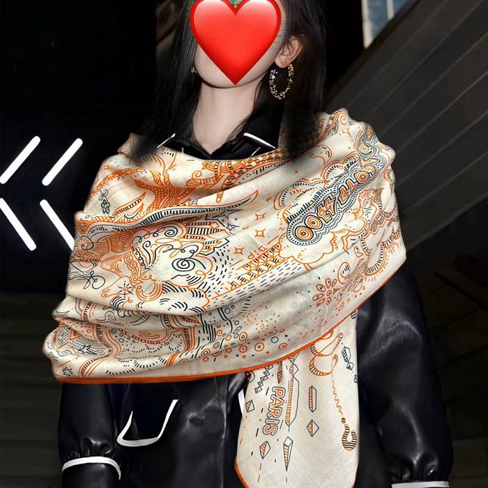 エルメス 今年のクラシックエレガント。非常に柔らかく、伸縮性がある 140x140