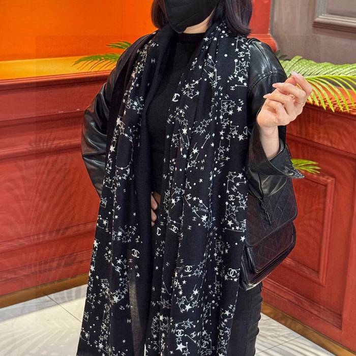 シャネル クラシックデザインスカーフ 100x200cm